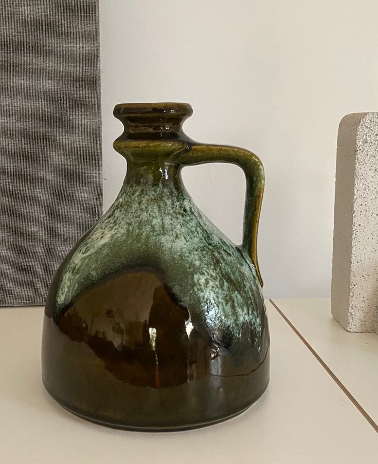 Vase Erdton - Keramikvase mit organischen Formen und erdigen Glasuren
